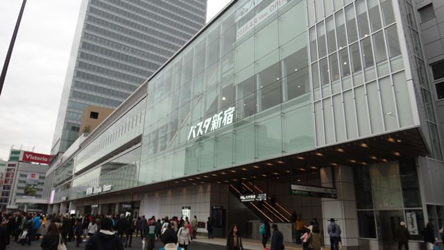 最新！最大級！バスターミナル「バスタ新宿」見物