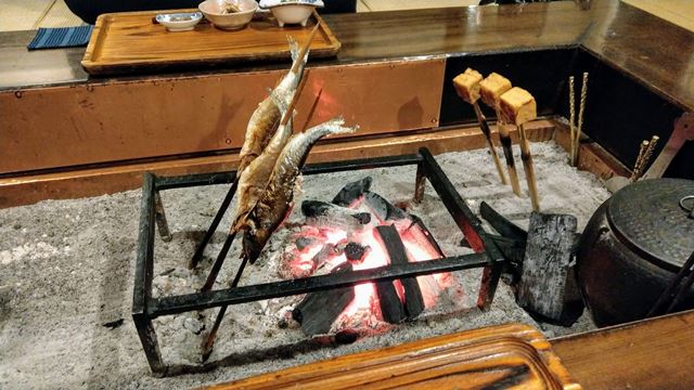 昭和レトロと素晴らしい料理「いろりの宿 芦名」さん