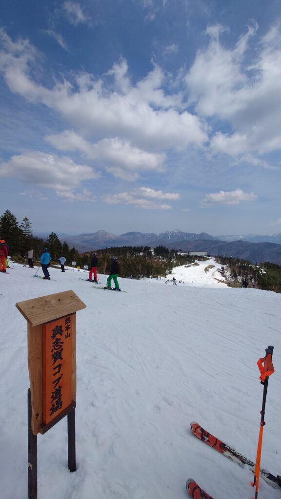 雪少ないですね…… 志賀高原ファイナル 2024
