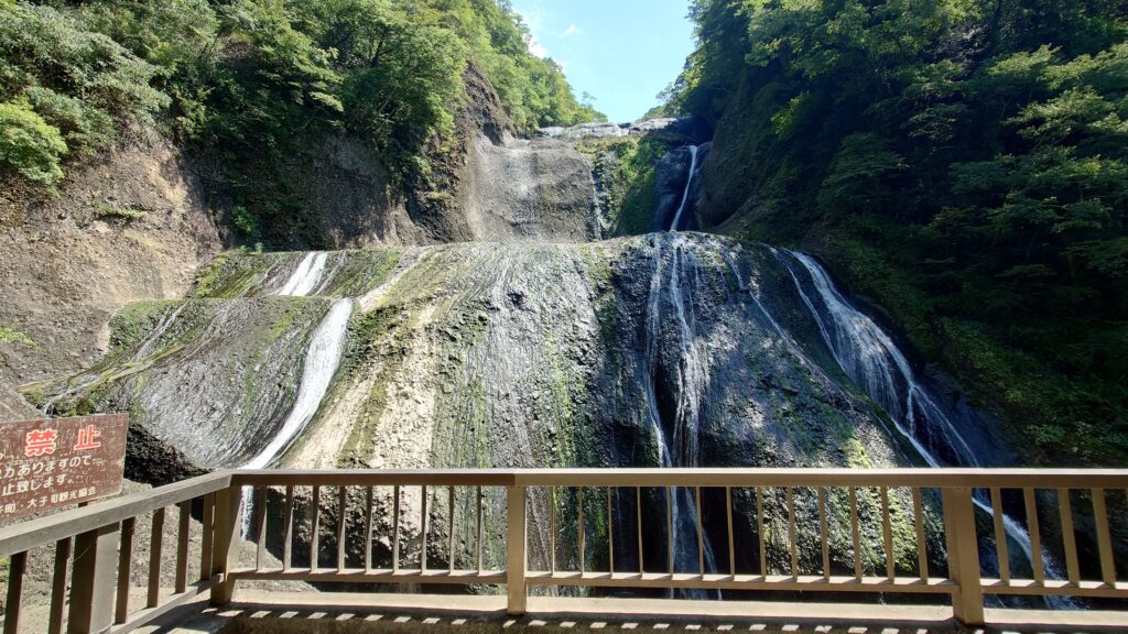 茨城のスポットめぐり 2025 夏（袋田の滝、茨城空港）