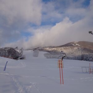 「通常通り営業」？ 2021-22 滑走日誌 No.17 高畑